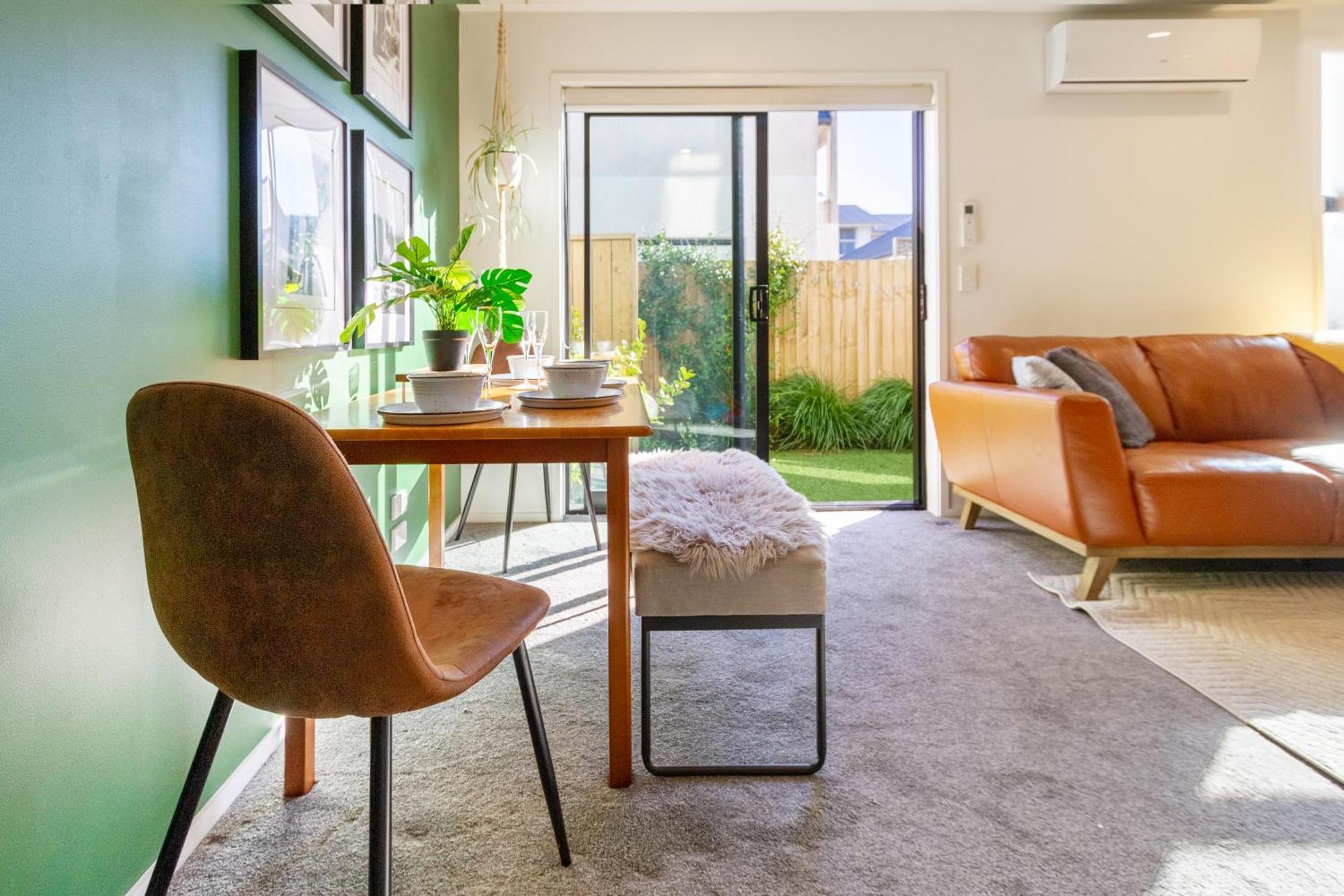 Gorgeous In Green - 2 Bed Central Oasis W/King Bed كريستتشيرش المظهر الخارجي الصورة